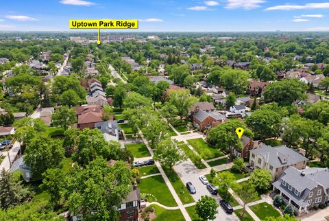 Tiny photo for 831 S Prospect Avenue, Park Ridge, IL 60068 (MLS # 12624279)