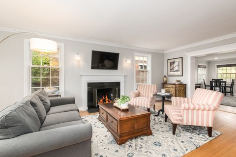 Tiny photo for 831 S Prospect Avenue, Park Ridge, IL 60068 (MLS # 12624279)