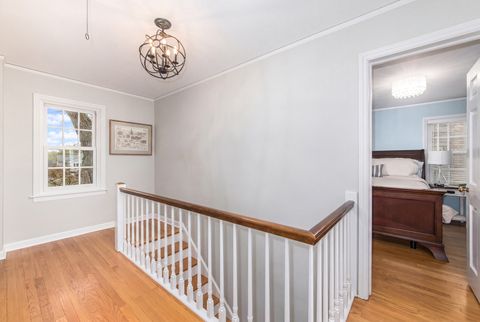 Tiny photo for 831 S Prospect Avenue, Park Ridge, IL 60068 (MLS # 12624279)