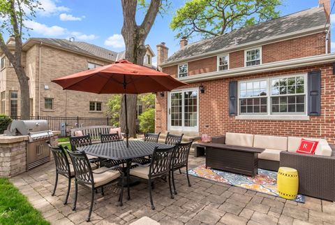 Tiny photo for 831 S Prospect Avenue, Park Ridge, IL 60068 (MLS # 12624279)