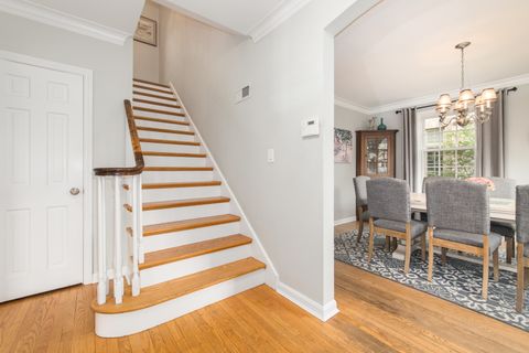 Tiny photo for 831 S Prospect Avenue, Park Ridge, IL 60068 (MLS # 12624279)