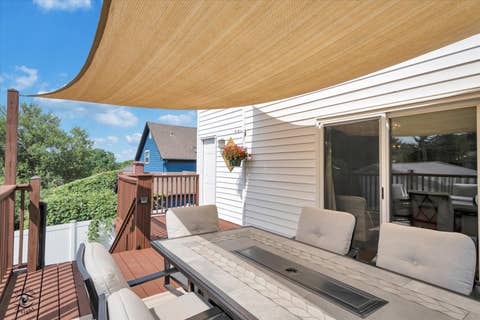 Tiny photo for 718 Hickory Street, Lemont, IL 60439 (MLS # 12727958)