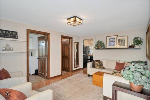 Tiny photo for 718 Hickory Street, Lemont, IL 60439 (MLS # 12727958)