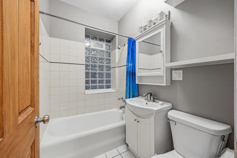 Tiny photo for 1904 N Drake Avenue #1A, Chicago, IL 60647 (MLS # 12664405)