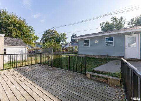 Tiny photo for 3015 N 3RD Street, Clinton, IA 52732 (MLS # QC4268086)