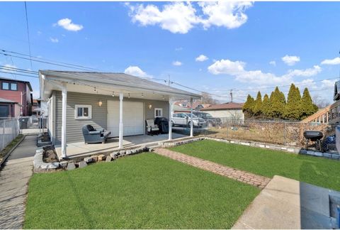 Tiny photo for 1434 Cuyler Avenue, Berwyn, IL 60402 (MLS # 12573960)