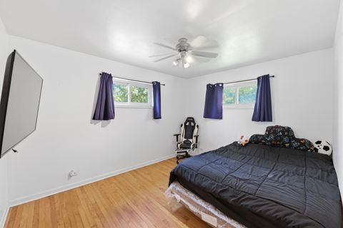 Tiny photo for 322 E Alden Drive, Addison, IL 60101 (MLS # 12699876)