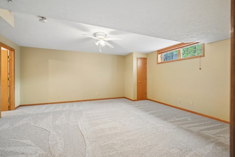 Tiny photo for 3160 Lundy Lane, Bettendorf, IA 52722 (MLS # 12649704)