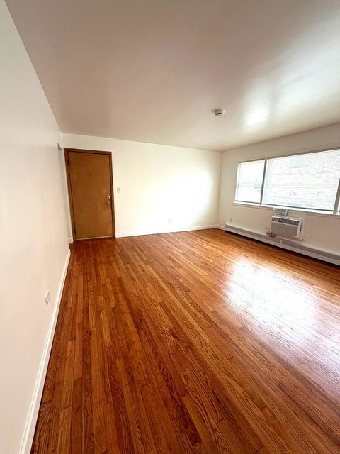 Tiny photo for 4342 WARREN Avenue, Hillside, IL 60162 (MLS # 12604766)