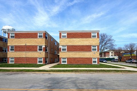 Tiny photo for 4342 WARREN Avenue, Hillside, IL 60162 (MLS # 12604766)