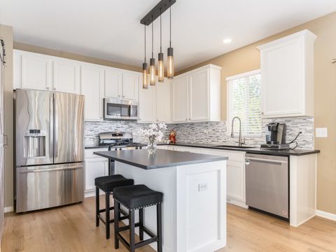 Tiny photo for 25018 Armstrong Lane, Plainfield, IL 60585 (MLS # 12634588)