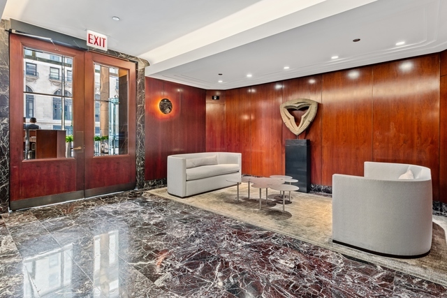 Chicago, Illinois 60611, United States, 2 Bedrooms Bedrooms, ,4 BathroomsBathrooms,Residential,Active,214680