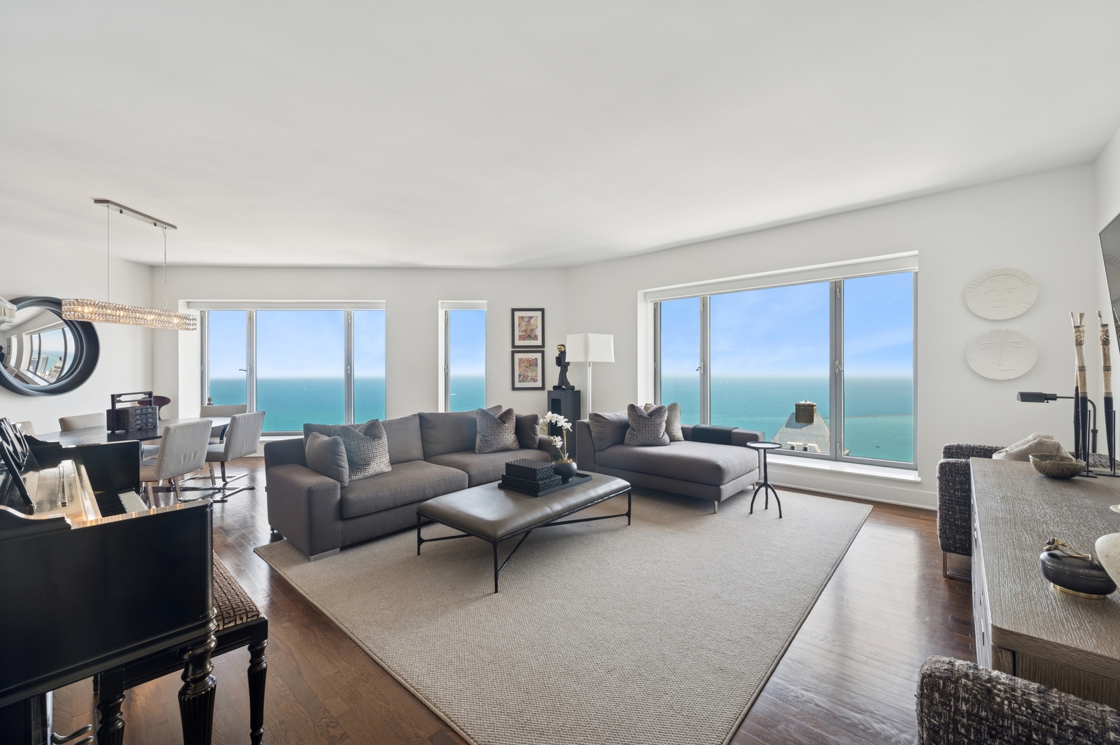 950 N MICHIGAN Avenue 3705