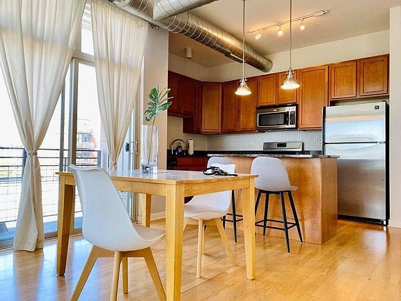 1228 W MONROE Street 501
