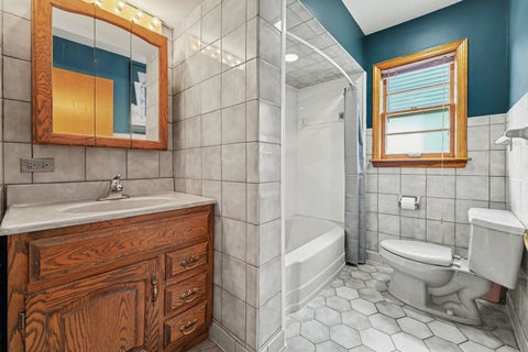 Tiny photo for 18338 Ridgewood Avenue, Lansing, IL 60438 (MLS # 12682057)