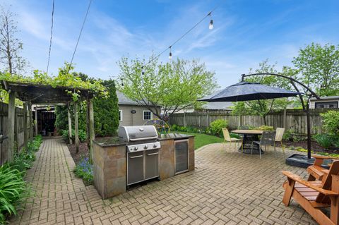Tiny photo for 4549 N Springfield Avenue, Chicago, IL 60625 (MLS # 12629485)