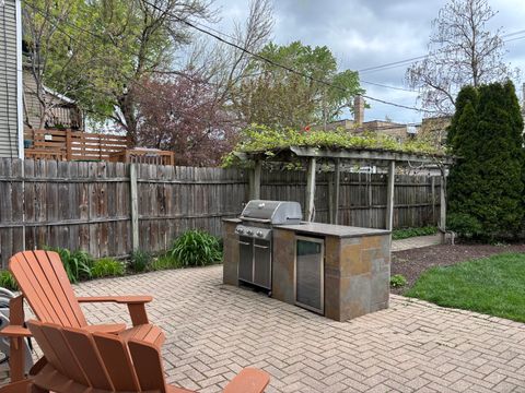 Tiny photo for 4549 N Springfield Avenue, Chicago, IL 60625 (MLS # 12629485)