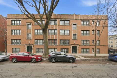 Tiny photo for 2342 W Rosemont Avenue #1, Chicago, IL 60659 (MLS # 12571670)