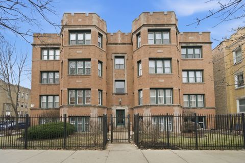Photo of 2342 W Rosemont Avenue #1, Chicago, IL 60659 (MLS # 12571670)