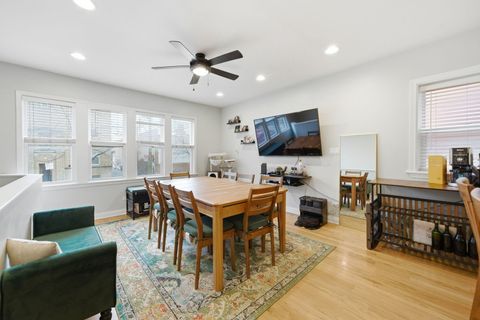 Tiny photo for 2342 W Rosemont Avenue #1, Chicago, IL 60659 (MLS # 12571670)