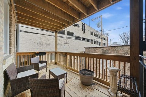 Tiny photo for 2342 W Rosemont Avenue #1, Chicago, IL 60659 (MLS # 12571670)