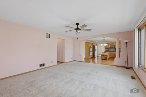 Tiny photo for 21200 Alessandra Drive, Matteson, IL 60443 (MLS # 12622185)