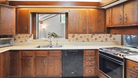 Tiny photo for 804 W White Street, Champaign, IL 61820 (MLS # 12695504)