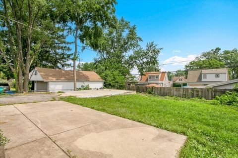 Tiny photo for 1327 S Wolf Road, Hillside, IL 60162 (MLS # 12472952)