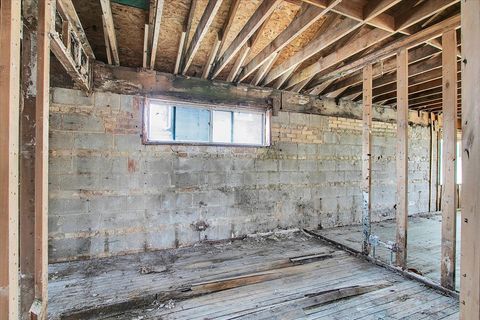 Tiny photo for 1327 S Wolf Road, Hillside, IL 60162 (MLS # 12472952)