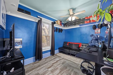 Tiny photo for 427 Grand Avenue, Aurora, IL 60506 (MLS # 12614051)