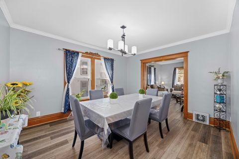 Tiny photo for 427 Grand Avenue, Aurora, IL 60506 (MLS # 12614051)