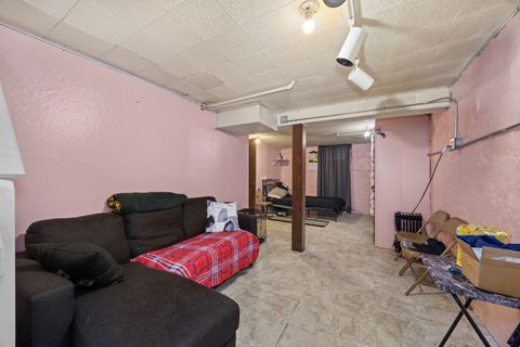 Tiny photo for 427 Grand Avenue, Aurora, IL 60506 (MLS # 12614051)