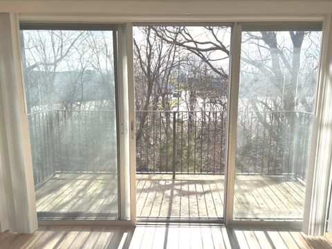 Tiny photo for 5101 Carriageway Drive #201, Rolling Meadows, IL 60008 (MLS # 12599569)