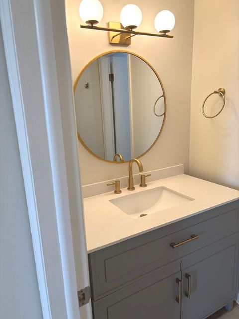 Tiny photo for 5101 Carriageway Drive #201, Rolling Meadows, IL 60008 (MLS # 12599569)