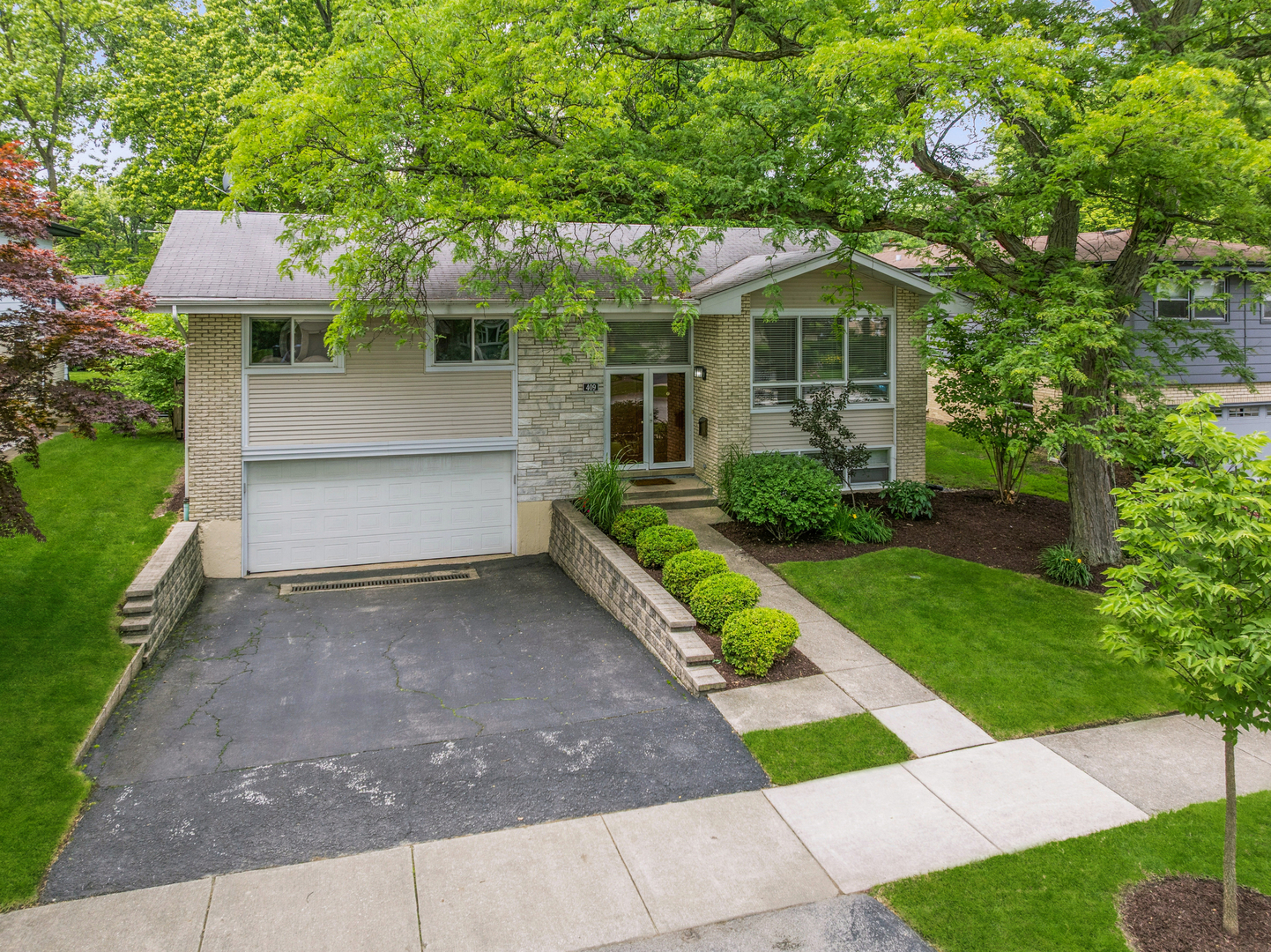 409 Brookside Drive