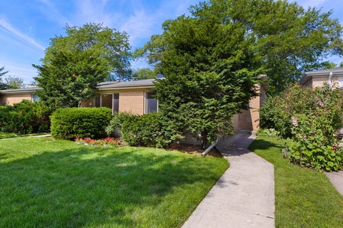Tiny photo for 9306 Lavergne Avenue, Skokie, IL 60077 (MLS # 12664671)