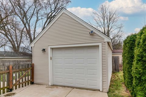 Tiny photo for 231 Burton Street, Grayslake, IL 60030 (MLS # 12539762)