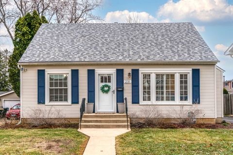 Tiny photo for 231 Burton Street, Grayslake, IL 60030 (MLS # 12539762)