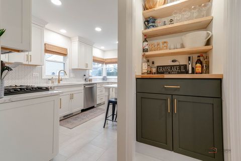 Tiny photo for 231 Burton Street, Grayslake, IL 60030 (MLS # 12539762)