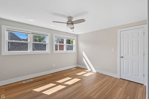 Tiny photo for 9845 S Hoyne Avenue, Chicago, IL 60643 (MLS # 12606818)