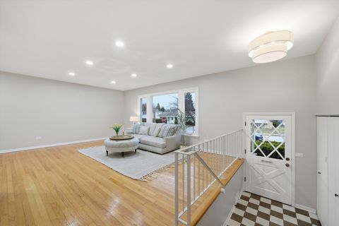 Tiny photo for 9248 N Maryland Street, Niles, IL 60714 (MLS # 12585421)