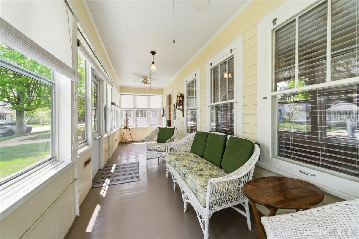 622 Edison Street