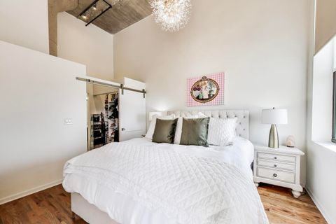 Tiny photo for 758 N LARRABEE Street #509, Chicago, IL 60654 (MLS # 12605059)