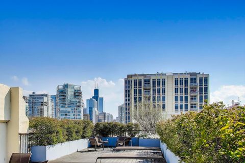 Tiny photo for 758 N LARRABEE Street #509, Chicago, IL 60654 (MLS # 12605059)