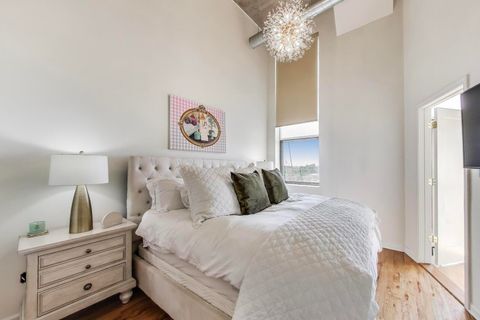 Tiny photo for 758 N LARRABEE Street #509, Chicago, IL 60654 (MLS # 12605059)