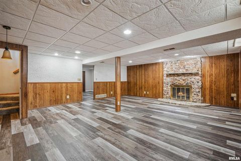 Tiny photo for 4618 FILLMORE Lane, Davenport, IA 52806 (MLS # QC4269321)