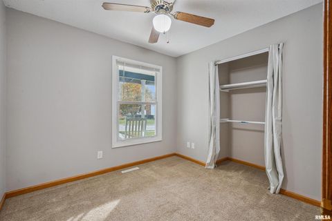 Tiny photo for 4618 FILLMORE Lane, Davenport, IA 52806 (MLS # QC4269321)