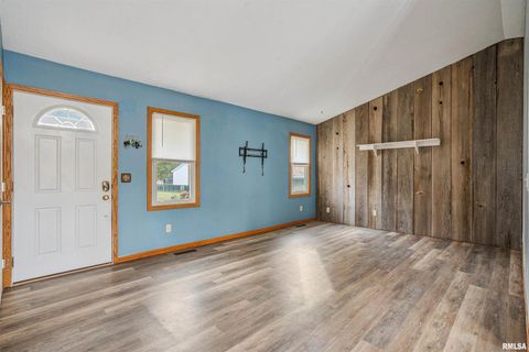 Tiny photo for 4618 FILLMORE Lane, Davenport, IA 52806 (MLS # QC4269321)