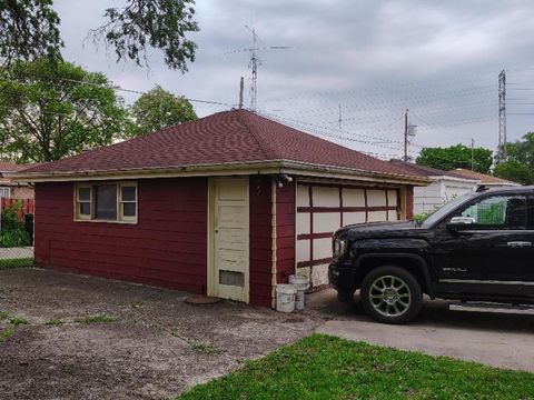 Tiny photo for 550 W 127th Street, Chicago, IL 60628 (MLS # 12451320)