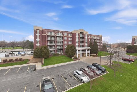 Tiny photo for 7081 W Touhy Avenue #407, Niles, IL 60714 (MLS # 12642965)
